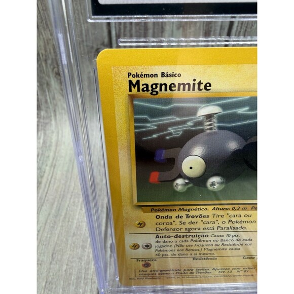 Magnemite Pokémon (1999) Portuguese Base Set - 53/102 CGC 7 Near Mint - Picture 4 of 10